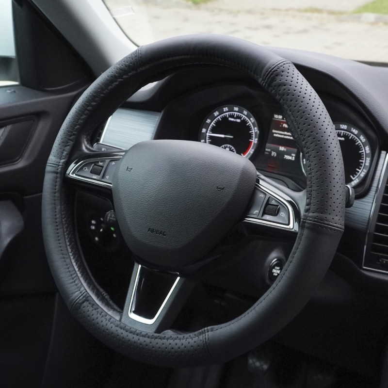 Husa Volan Piele Naturala Semi Perforata Negru 35-37 Cm