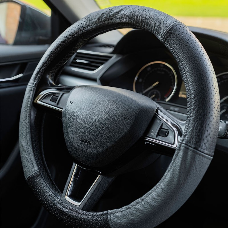 Husa Volan Piele Naturala Perforata Gri 37-39 Cm Mega Drive