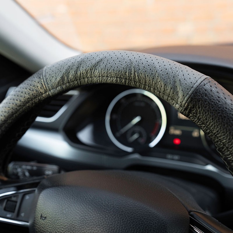 Husa Volan Piele Naturala Perforata Gri 37-39 Cm Mega Drive