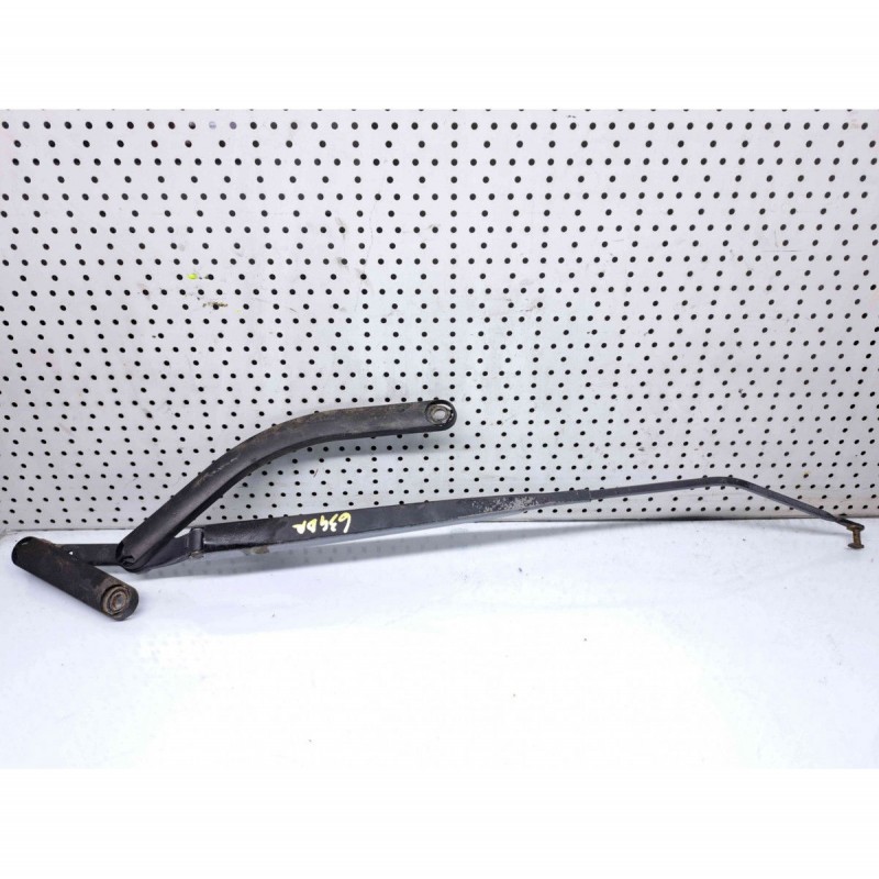 Brat Stergator Parbriz